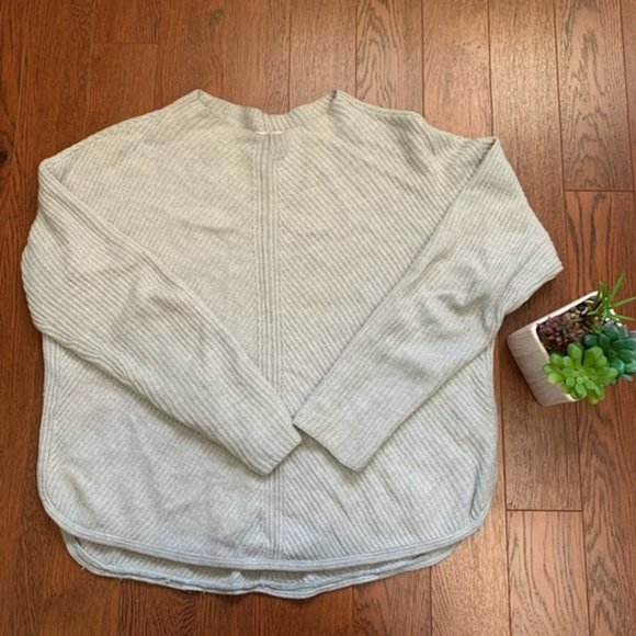 Aritzia Babaton Chalmers Grey Mock Neck Sweater - Picture 3 of 5